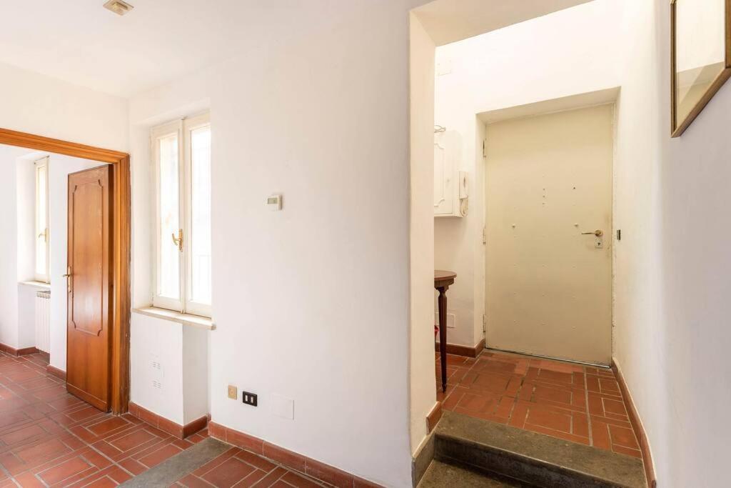 Apartament Delightful Flat In The Heart Of Trastevere Rzym Zewnętrze zdjęcie